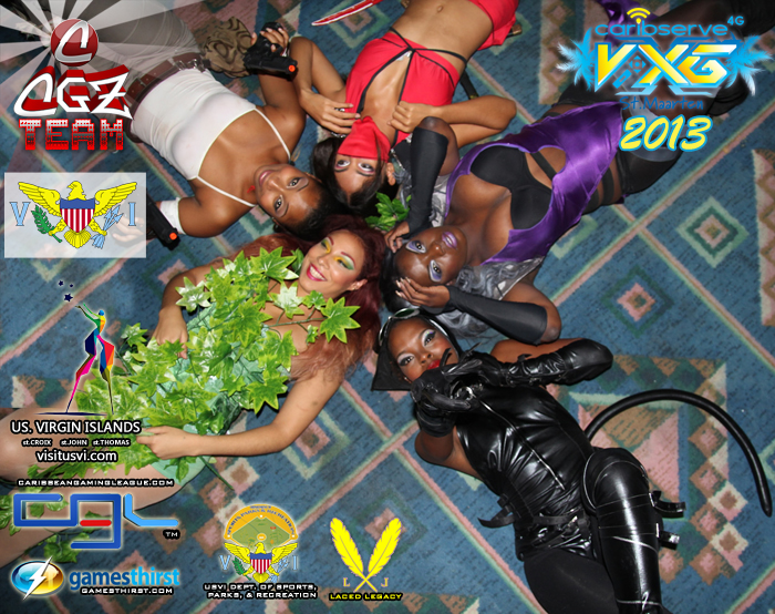 vxg2013-cosplayers-on-floor